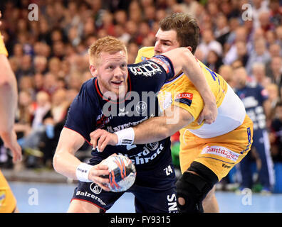 Flensburg, Allemagne. Apr 23, 2016. L'Krzystof Lijewski Kielce en action lors de la Ligue des champions de handball premier quart de finale match aller entre SG Flensburg-Handewitt et KS Vive Kielce à Flens-Arena à Flensburg, Allemagne, 23 avril 2016. PHOTO : CARSTEN REHDER/dpa/Alamy Live News Banque D'Images