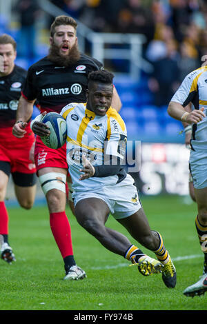 Londres, Royaume-Uni. 23 avril, 2016. Christian Wade des guêpes, des Sarrasins contre les guêpes, European Rugby Champions Cup, demi-finale Madejski Stadium, le 23 avril 2016 à Reading, en Angleterre. Crédit : Gary Mitchell/Alamy Live News Banque D'Images