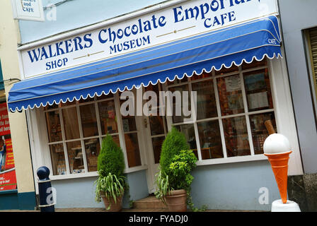 Chocolat walkers,emporium ilfracombe,uk un chocolatier traditionnel bonbons confiserie gobstoppers fait-main sucre alimentaire Banque D'Images