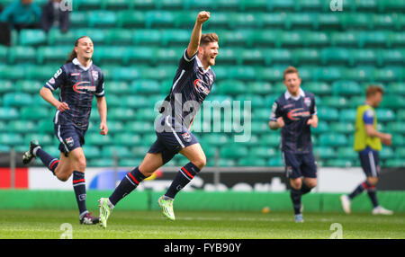 Celtic Park, Glasgow, Ecosse. Apr 24, 2016. Championnat d'Écosse de football Celtic contre le comté de Ross. Murdoch Stewart célèbre son but : Action Crédit Plus Sport/Alamy Live News Banque D'Images