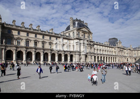 Cityscape Paris Musée du Louvre Banque D'Images