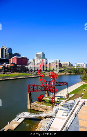 Vue sur le centre-ville de Nashville, au Tennessee et de la Cumberland River Banque D'Images