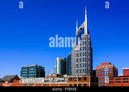 Le Nashville skyline, dominé par l'AT&T (Batman) tour Banque D'Images