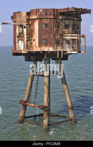 Forts de marine Maunsell - Sables rouges forts de la mer Banque D'Images