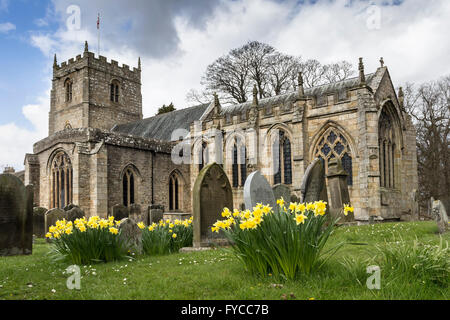 Église Romaldkirk au printemps, Romaldkirk, près de Barnard Castle, comté de Durham, de Teesdale England UK Banque D'Images