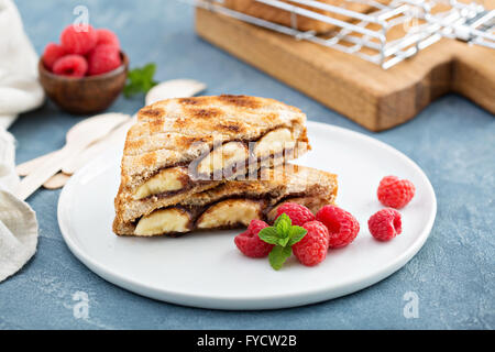 Sandwich grillé au Chocolat et banane Banque D'Images