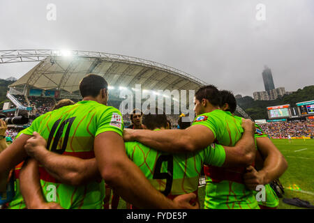 Le Portugal au cours d'un échange au cours de la HSBC 2016 / Cathay Pacific Hong Kong Sevens, Hong Kong Stadium. Le 9 avril 2016. Banque D'Images