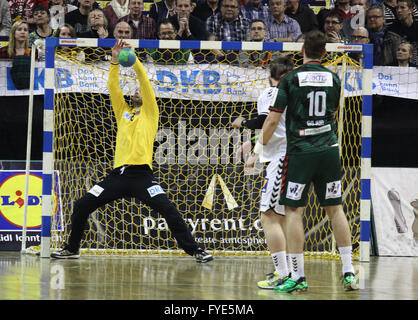 L'action de Berlin Füchse in pro-match de hand contre HSG Wetzlar le 17 avril 2016 au Max Schmeling Halle Berlin, Allemagne Banque D'Images