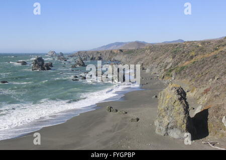 Rocky côte nord de Californie Banque D'Images