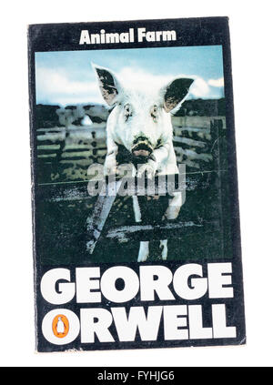 La Ferme des animaux de George Orwell livre de poche publié par Penguin Banque D'Images