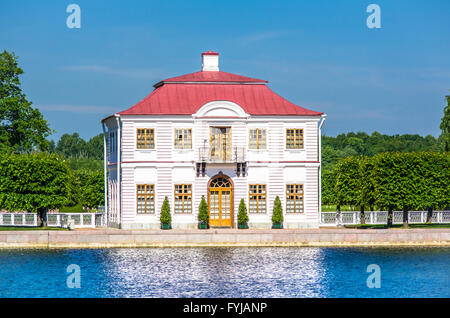 Marly à Peterhof palace Banque D'Images