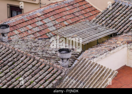Toledo, ville impériale. Vue depuis le mur, toit de maison Banque D'Images