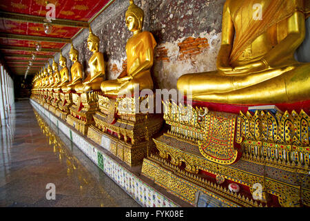 Siddharta dans le temple de la chaussée d'Asie Bangkok Banque D'Images