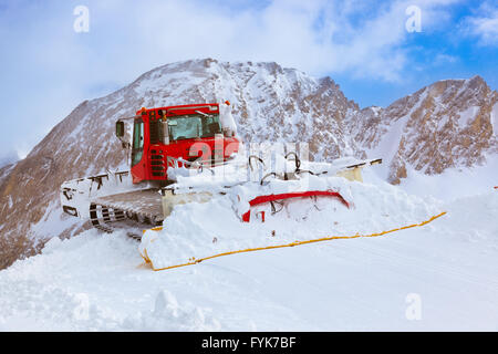 Machine pour la préparation de ski à Kaprun Autriche Banque D'Images