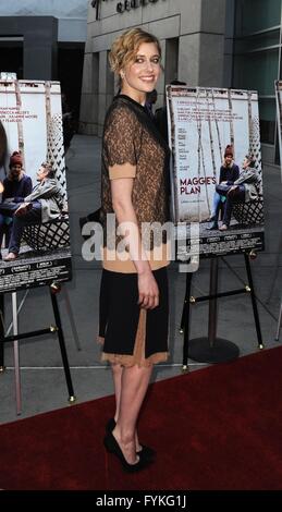 Los Angeles, CA, USA. Apr 26, 2016. Greta Gerwig aux arrivées de MAGGIE'S Premiere Arclight, plan d'Hollywood, Los Angeles, CA, 26 avril 2016. Credit : Dee Cercone/Everett Collection/Alamy Live News Banque D'Images