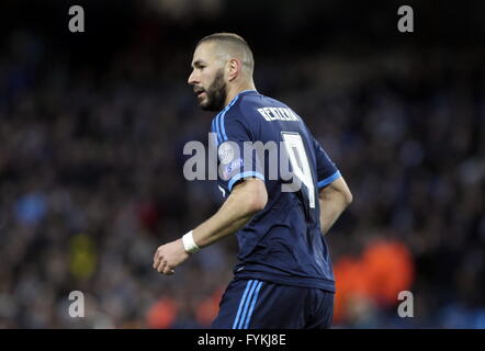 MANCHESTER, Angleterre - 26 avril : Karim Benzema de véritable action Madridin pendant la demi finale de l'UEFA Champions League première étape entre Manchester City et le Real Madrid au stade Etihad, le 26 avril 2016 Manchester, Angleterre © Laurent Locevaphotos Lairys / agence / Alamy news Stock Banque D'Images