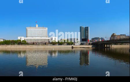 Panorama de Moscou - Maison Blanche - Centre de gouvernement russe - Russie Banque D'Images