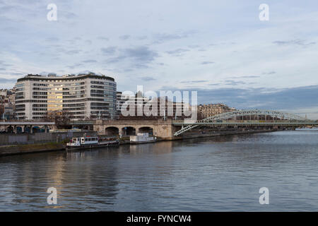 Kenndey rer, de Swan, promenade, allee des cygnes, Paris, 2015 Banque D'Images