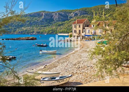 Paradise beach village adriatique à Komiza Banque D'Images