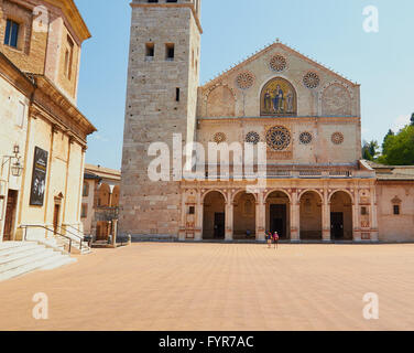 Cathédrale romane de Santa Maria Assunta Spoleto Ombrie Italie Europe Banque D'Images