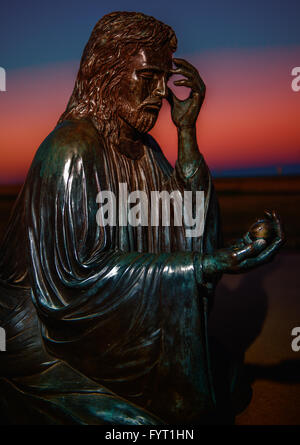 Statue de Jésus Christ pleurant sur l'avortement. Banque D'Images