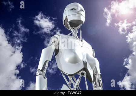 Robot humanoïde femelle à la recherche dans le ciel. Banque D'Images