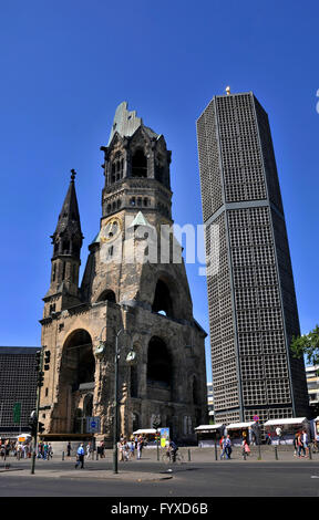 L'Église du Souvenir Empereur Guillaume, Breitscheidplatz, Charlottenburg, arrondissement Charlottenburg-Wilmersdorf, Berlin, Allemagne / Kaiser-Wilhelm-Gedachtniskirche, Kaiser-Wilhelm-Gedächtniskirche Banque D'Images