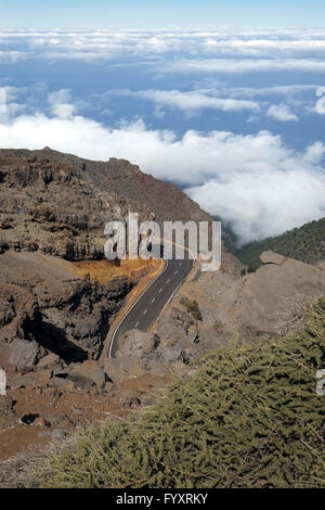 Route sur le bord du cratère, La Palma Banque D'Images