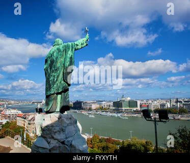 Budapest, Hongrie. Vue depuis la colline Gellert Banque D'Images