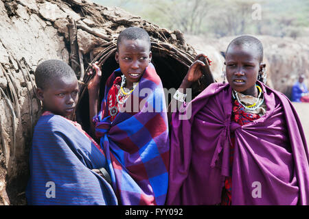 Portrait enfants Masaï en Tanzanie, Afrique Banque D'Images