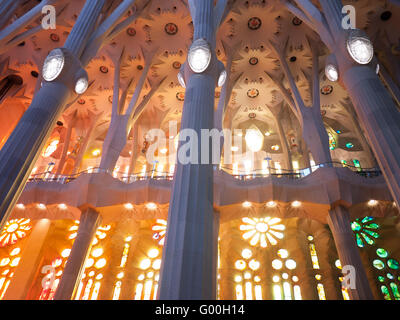 Intérieur de la Sagrada Família Banque D'Images