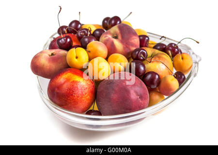 Un plateau de fruits frais assortis Banque D'Images