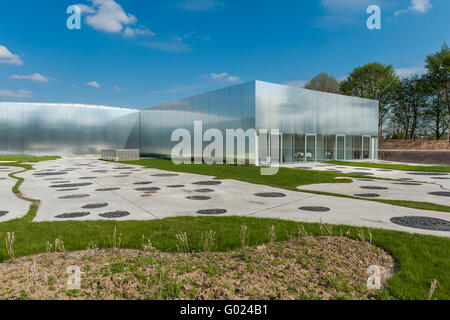 En France, Lens - Louvre-Lens conçu par SANAA Kazuyo Sejima et Ryue Nishizawa Banque D'Images