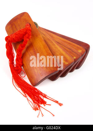 Instrument de musique traditionnelle chinoise. Close up on white background Banque D'Images