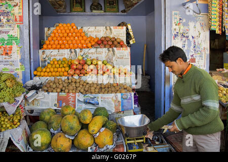 Marché aux Fruits indien, l'Inde du Nord, Inde, Asie Banque D'Images