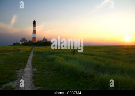 Coucher du soleil dans le Nord de la Frise Banque D'Images