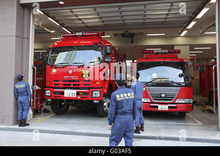 Et les pompiers, Firestation Tokio Banque D'Images