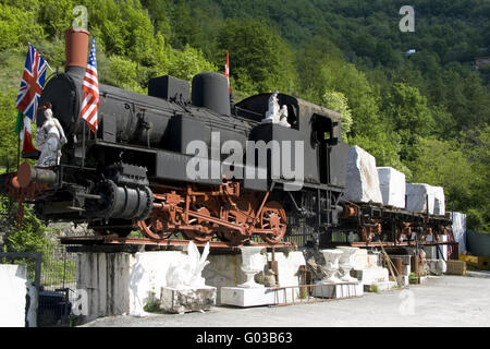 En Locomotive en studio, Carrara, Italie Banque D'Images