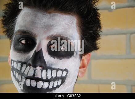 Portrait d'un squelette creepy guy parfait pour carnaval (mur du fond) Banque D'Images