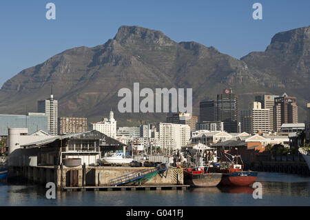 Port de Cape Town à l'encontre de la pointe du Diable Banque D'Images