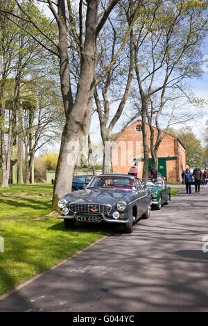 1965 Volvo P1800 voiture d'époque à Bicester Heritage Centre. Oxfordshire, Angleterre Banque D'Images