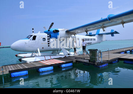 De Havilland Canada DHC-6 Twin Otter, l'aquaplanage, hydravion, aviation, compagnie aérienne Maledivian mer Airtaxi, l'aéroport international de Malé, homme, Hulhule Island, Maldives Banque D'Images