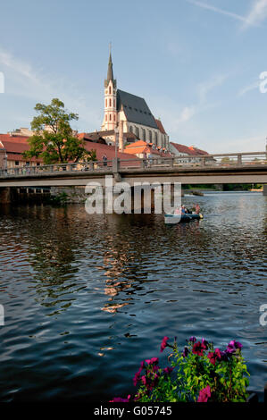 L'église Saint-Guy à Bohemian Krumlov Banque D'Images