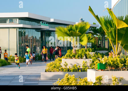 3ème étage terrasse deck, SM Station Mall, South Road, Cebu City, Philippines Banque D'Images