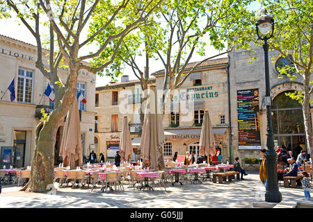 Place Saint Louis, Aigues Mortes, Bouches du Rhône, Provence Alpes Côte d'Azur , France Banque D'Images