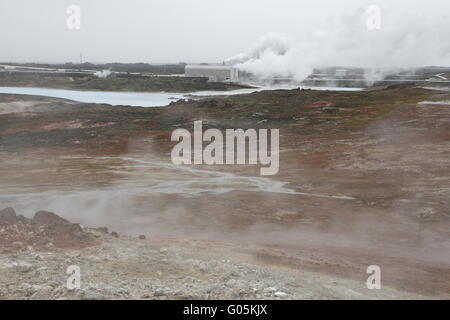 Le champ géothermique de Gunnuhver Reykjanes et Power Station - l'énergie géothermique. La péninsule de Reykjanes Banque D'Images