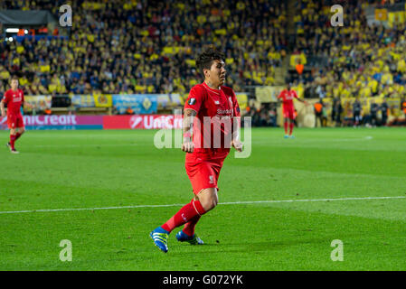 Villarreal, Espagne. 28 avril, 2016. Roberto Firmino joue à la demi-finale de la Ligue Europa entre Villarreal CF et le Liverpool FC au Stade El Madrigal, le 28 avril 2016 à Villarreal, Espagne. Crédit : Christian Bertrand/Alamy Live News Banque D'Images