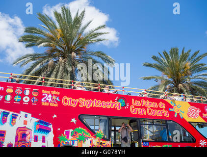 Open top city bus de tourisme dans la région de parque santa catalina à las Palmas, Gran Canaria, îles canaries, espagne Banque D'Images