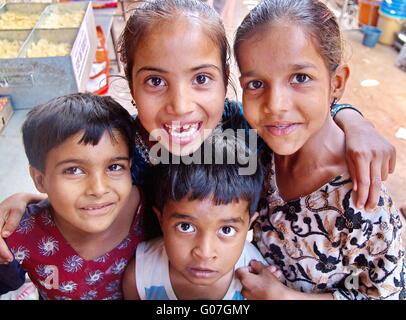 Les enfants de la rue à Delhi Inde Banque D'Images