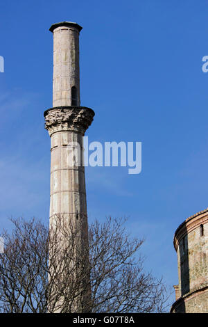 La Rotonde restaurée dominant la tour minaret voir de très près. Thessalonique, Macédoine, Grèce Banque D'Images